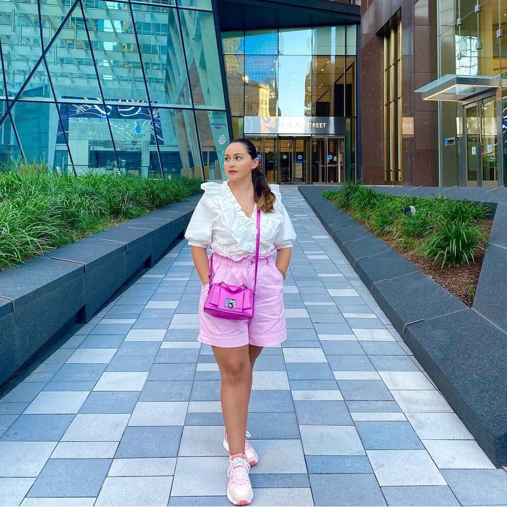 H&M pink shorts